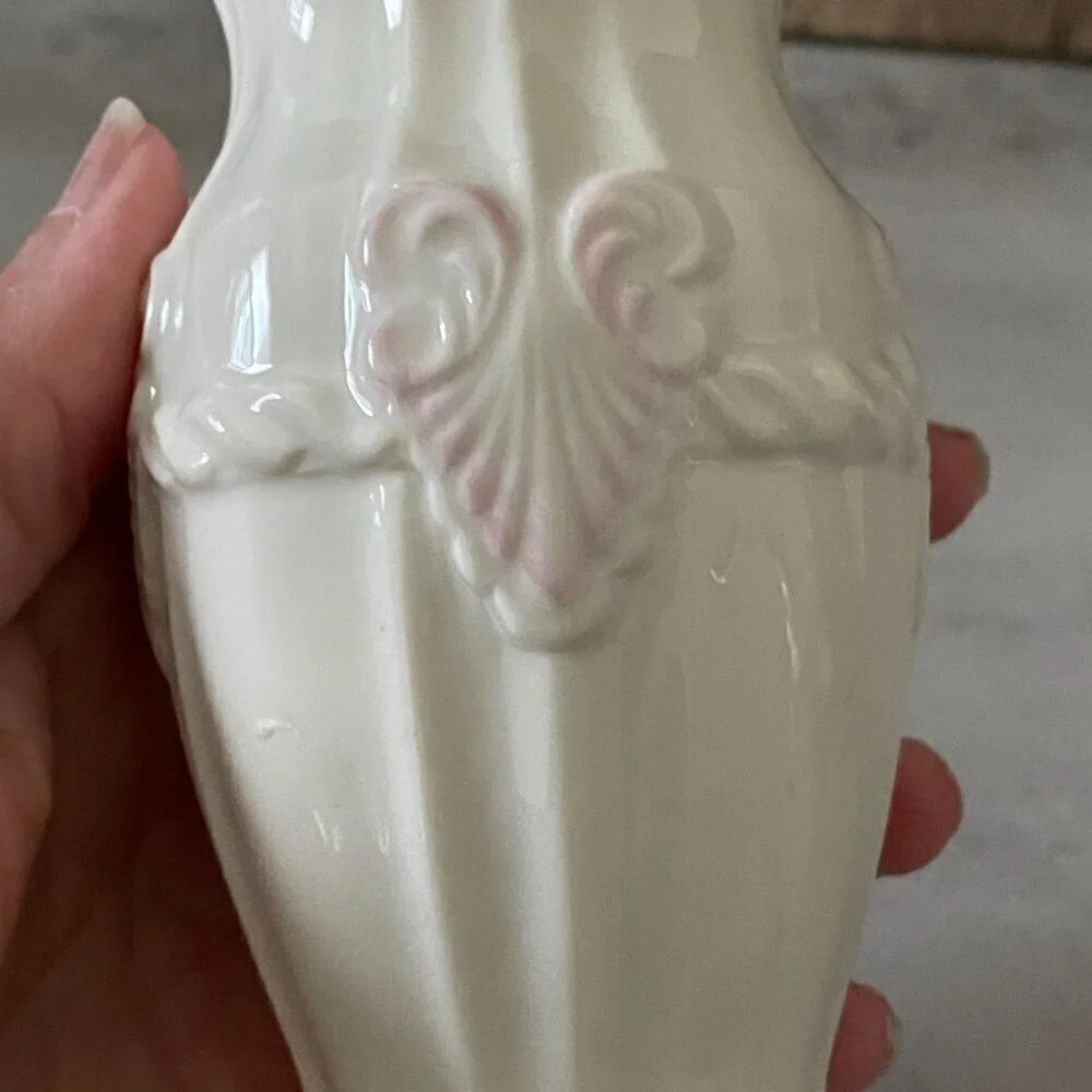 Belleek Georgian Shell 4-5/8